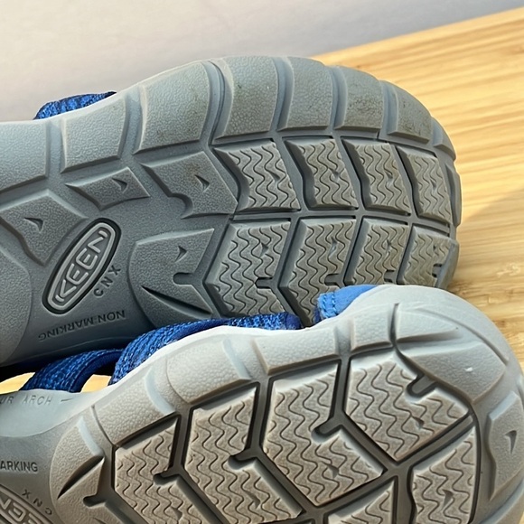 Keen 3Y Big Kid Blue Yellow‎ Shoes - Picture 9 of 11